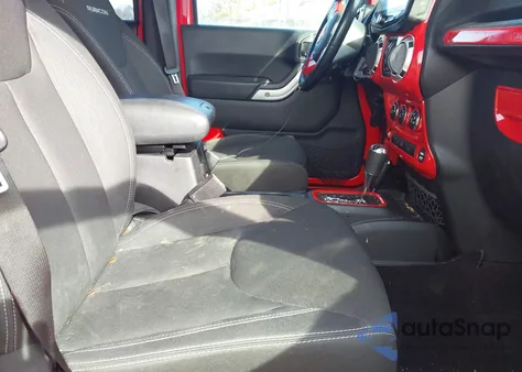 2016 Jeep Wrangler Unlimited Rubicon из США, поврежденный, VIN 1C4BJWFG8GL106749